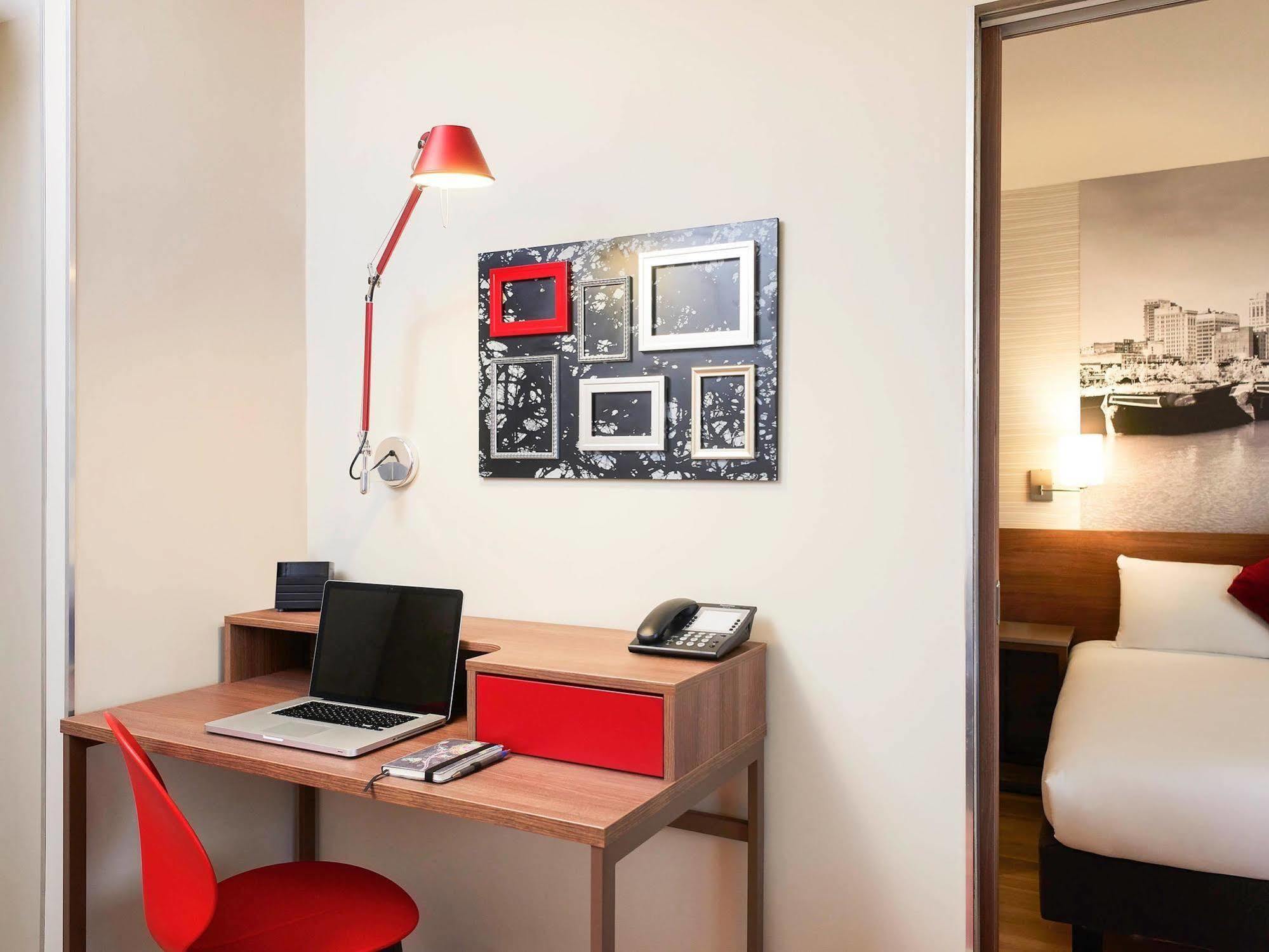 Aparthotel Adagio Birmingham City Centre Bagian luar foto